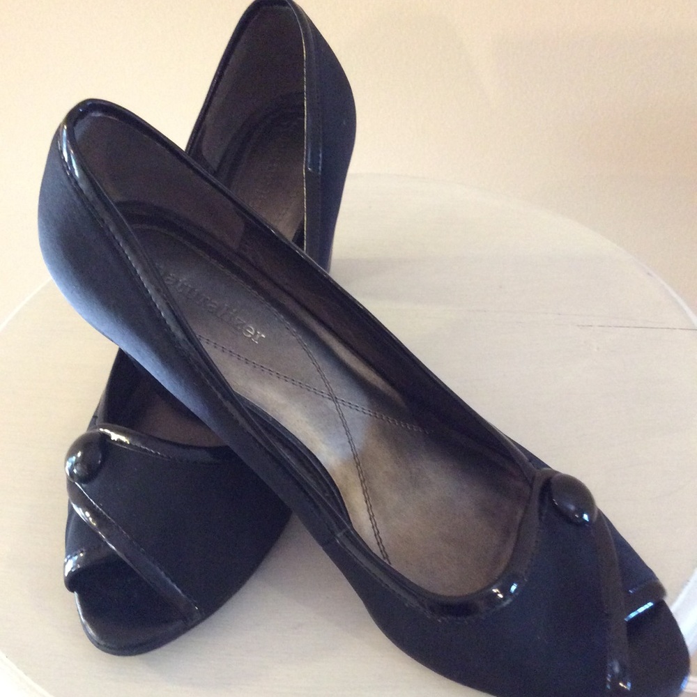 Naturalizer Open Toed Black heels